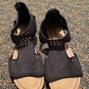 American Eagle Black Sandals